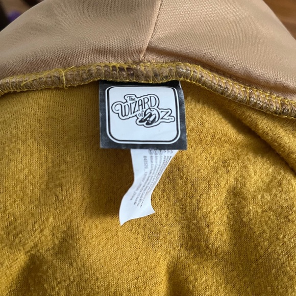 Wizard of Oz Lion Costume with Faux Fur Trim - Picture 4 of 7